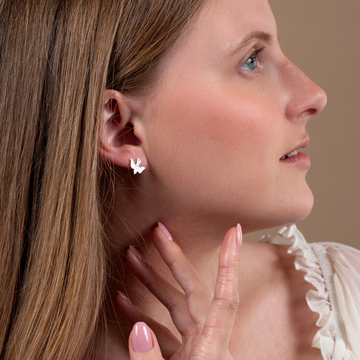 Dove Stud Earrings in 925 Sterling Silver